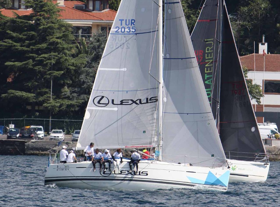 Lexus Sailing Team İlk Yarışıyla İstanbul’da Yelken Açtı