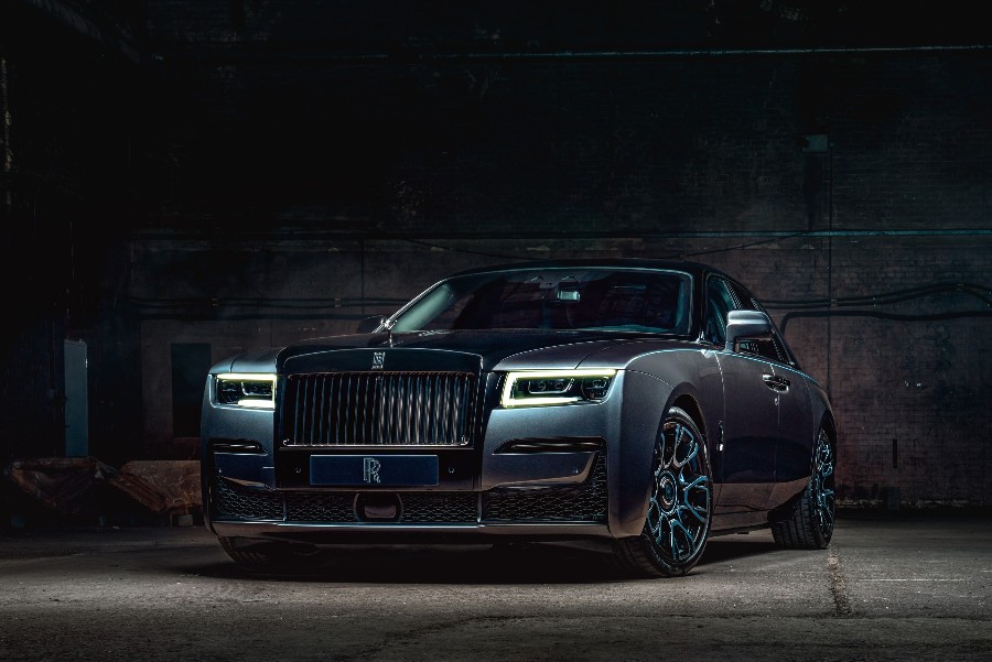 Rolls-Royce Phantom ve Blackbadge Ghost İstanbul’da